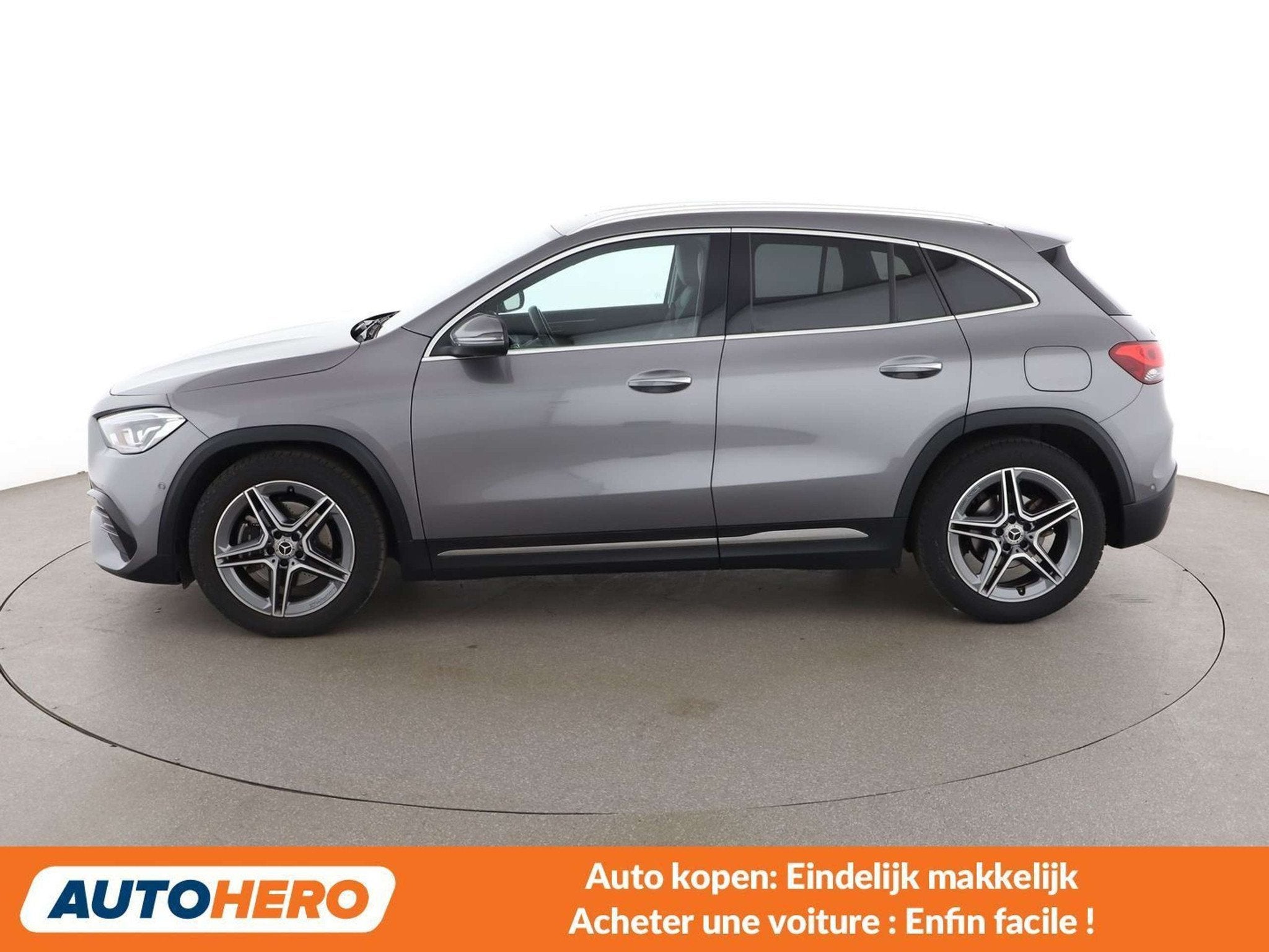 Mercedes-Benz GLA 200 GLA 200 AMG Line (automatique), Autos, Mercedes-Benz, Euro 6, Noir, 1485 kg, 5 places