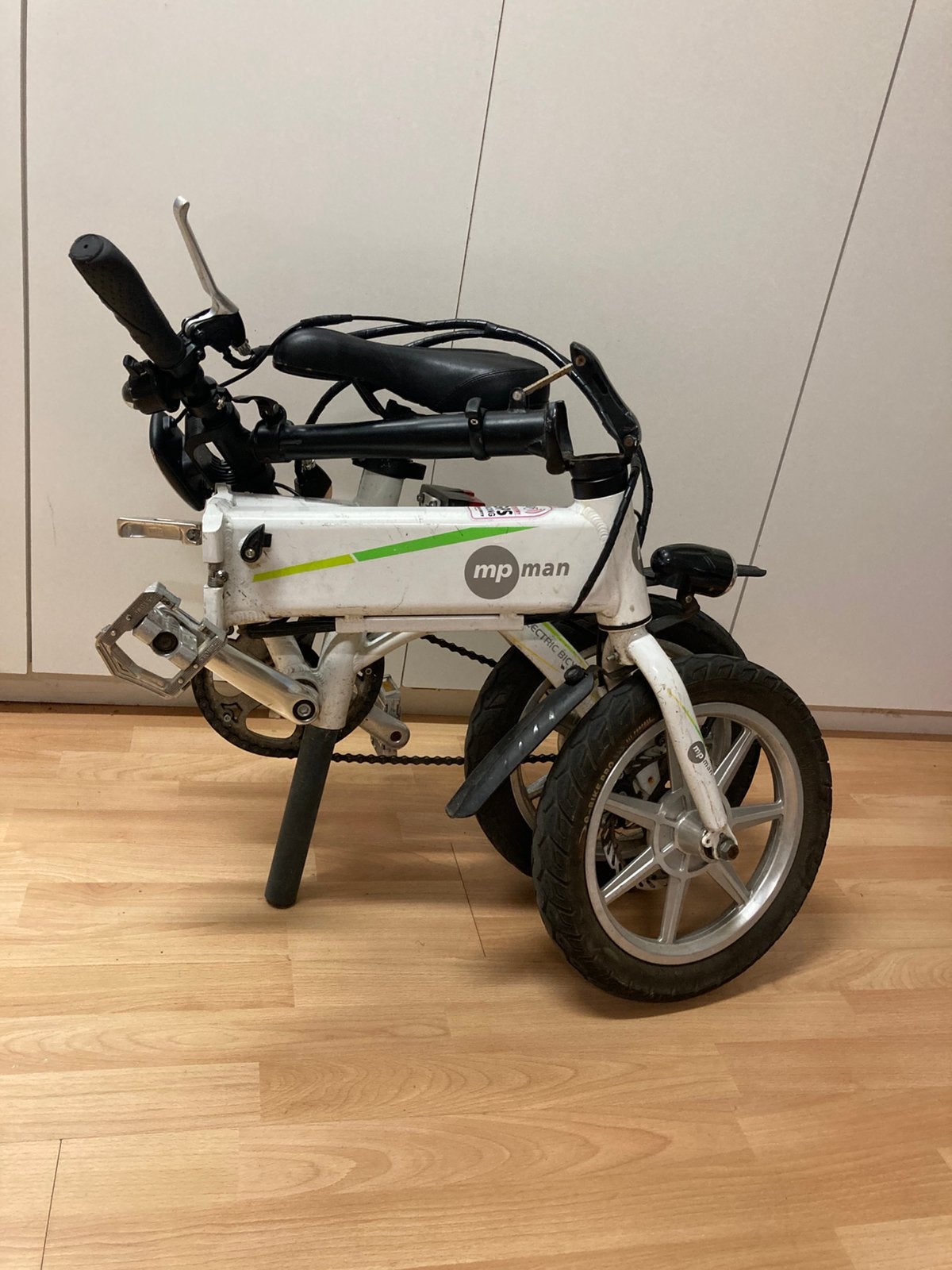 Electric plooi fiets, Fietsen en Brommers, Fietsen | Vouwfietsen, Ophalen, Gebruikt, Overige merken