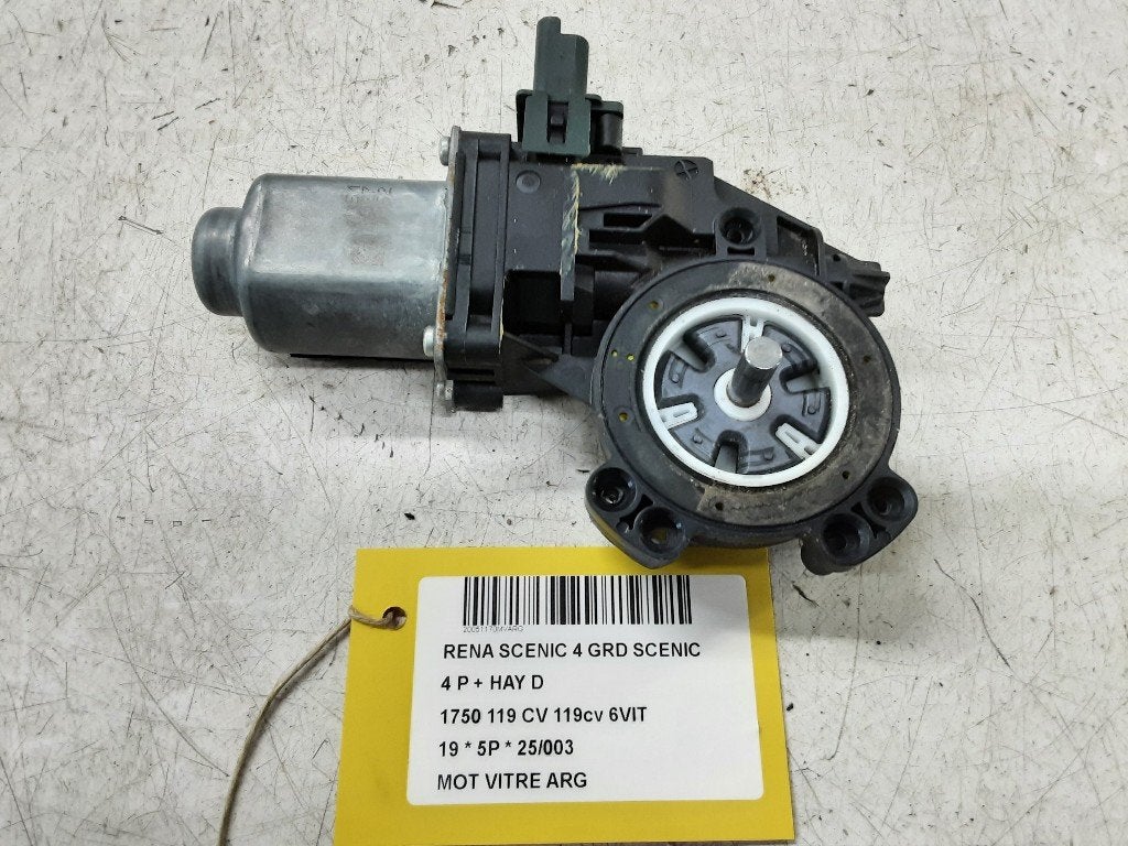 MOTEUR LEVE VITRE ELECTRIQUE ARRIÈRE GAUCHE (1905212049182), Arrière, Renault, Utilisé, Peter-Huppertz-Straße 5
51063  Köln, DE