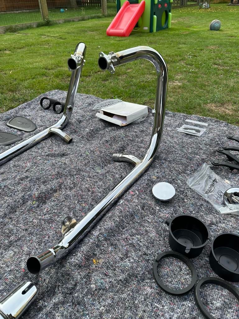 Triumph bochten + andere onderdelen, Motoren, Ophalen