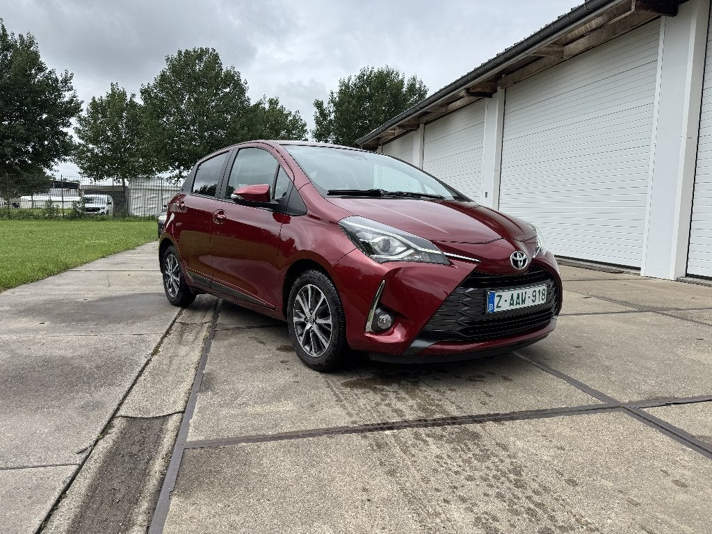 Toyota Yaris Y20 1.5 Benzine Manueel, Autos, Toyota, Rouge, Achat, Entreprise, 5 portes