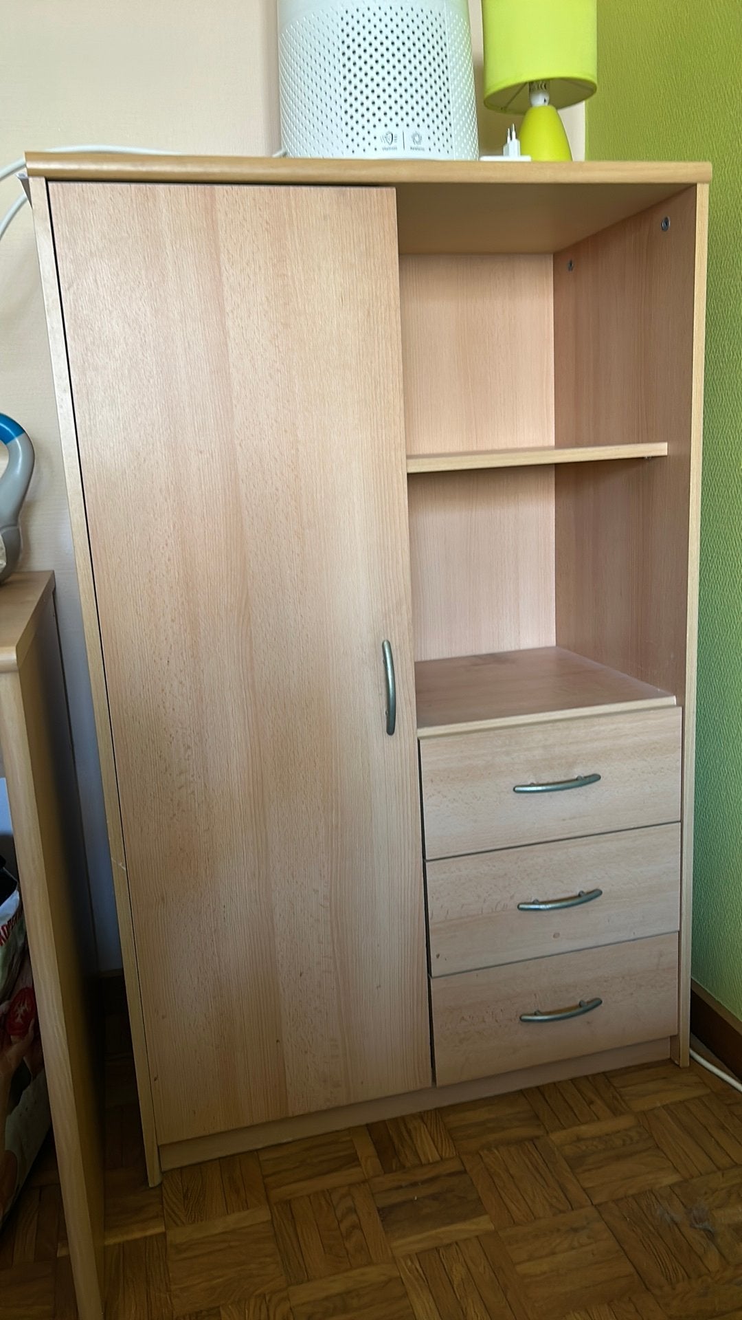 Kast, Enlèvement, Comme neuf