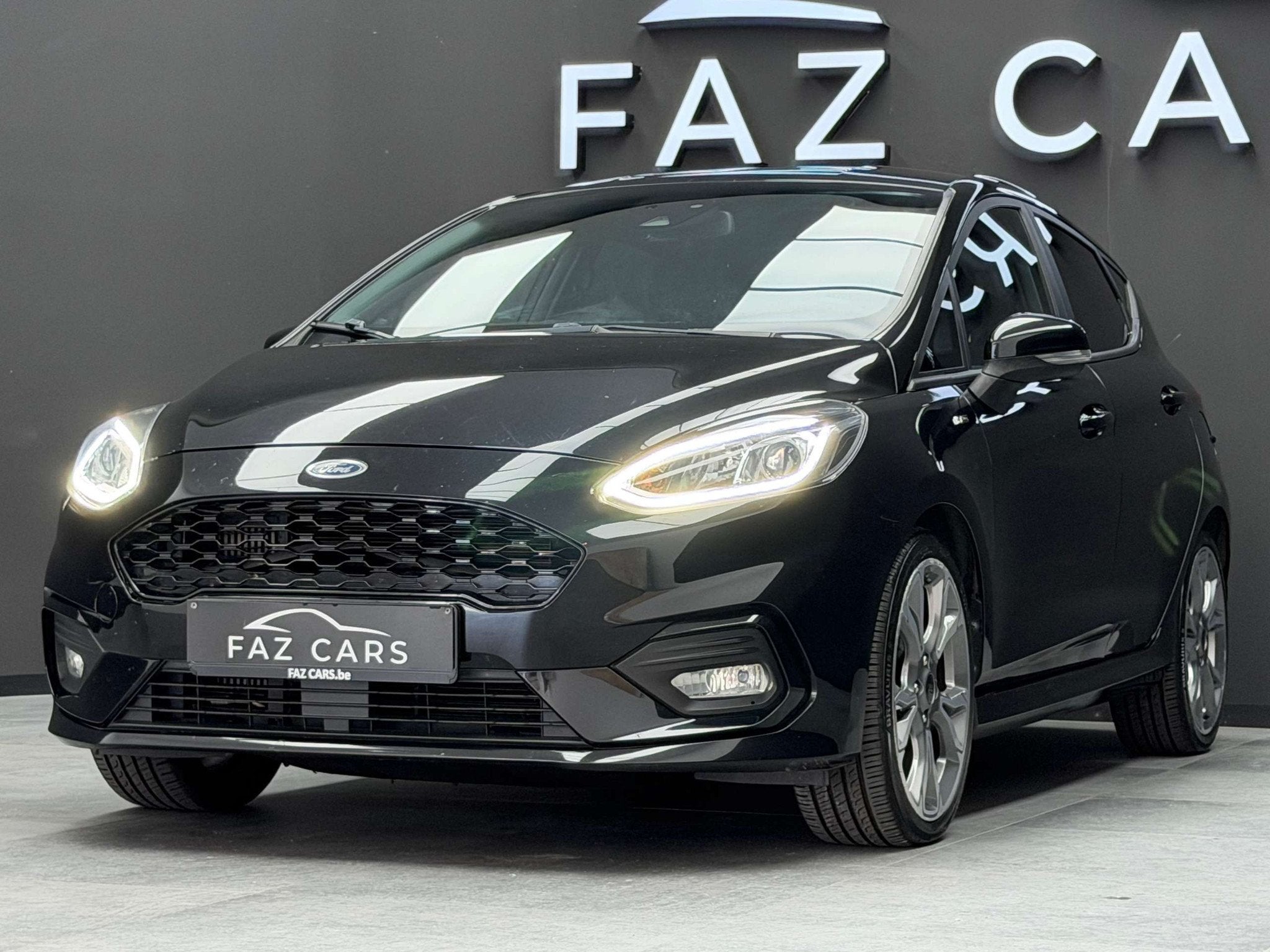 Ford Fiesta 1.0 EcoBoost ST-Line * 1ER PROP + CAMERA + GARAN, Auto's, Voorwielaandrijving, Stof, Gebruikt, https://public.car-pass.be/vhr/7d45feff-6af6-4619-85be-0611e93b02d9