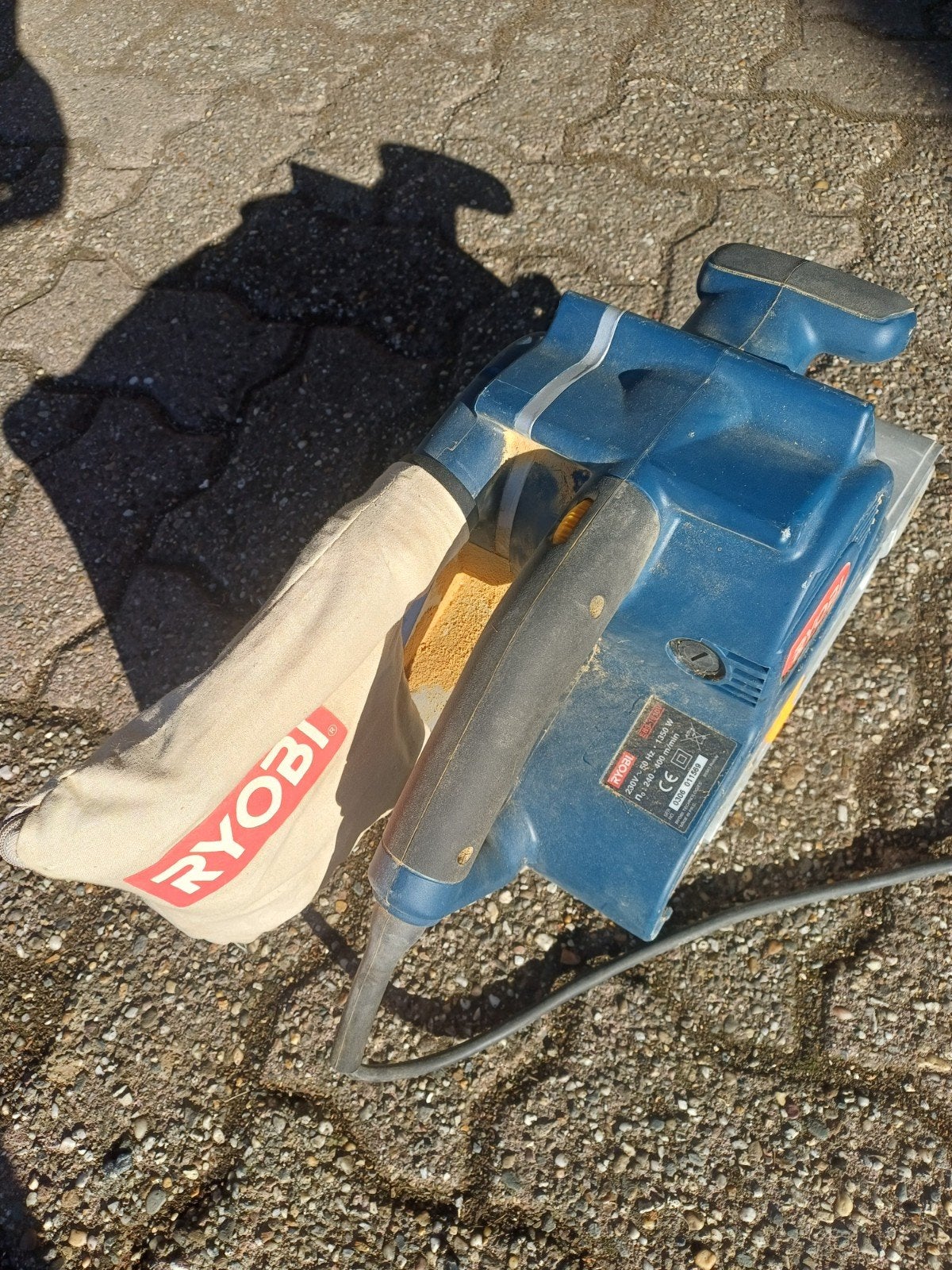 grosse ponceuse à bande, Bricolage & Construction, Enlèvement, Comme neuf, 1200 watts ou plus, Ponceuse à bande
