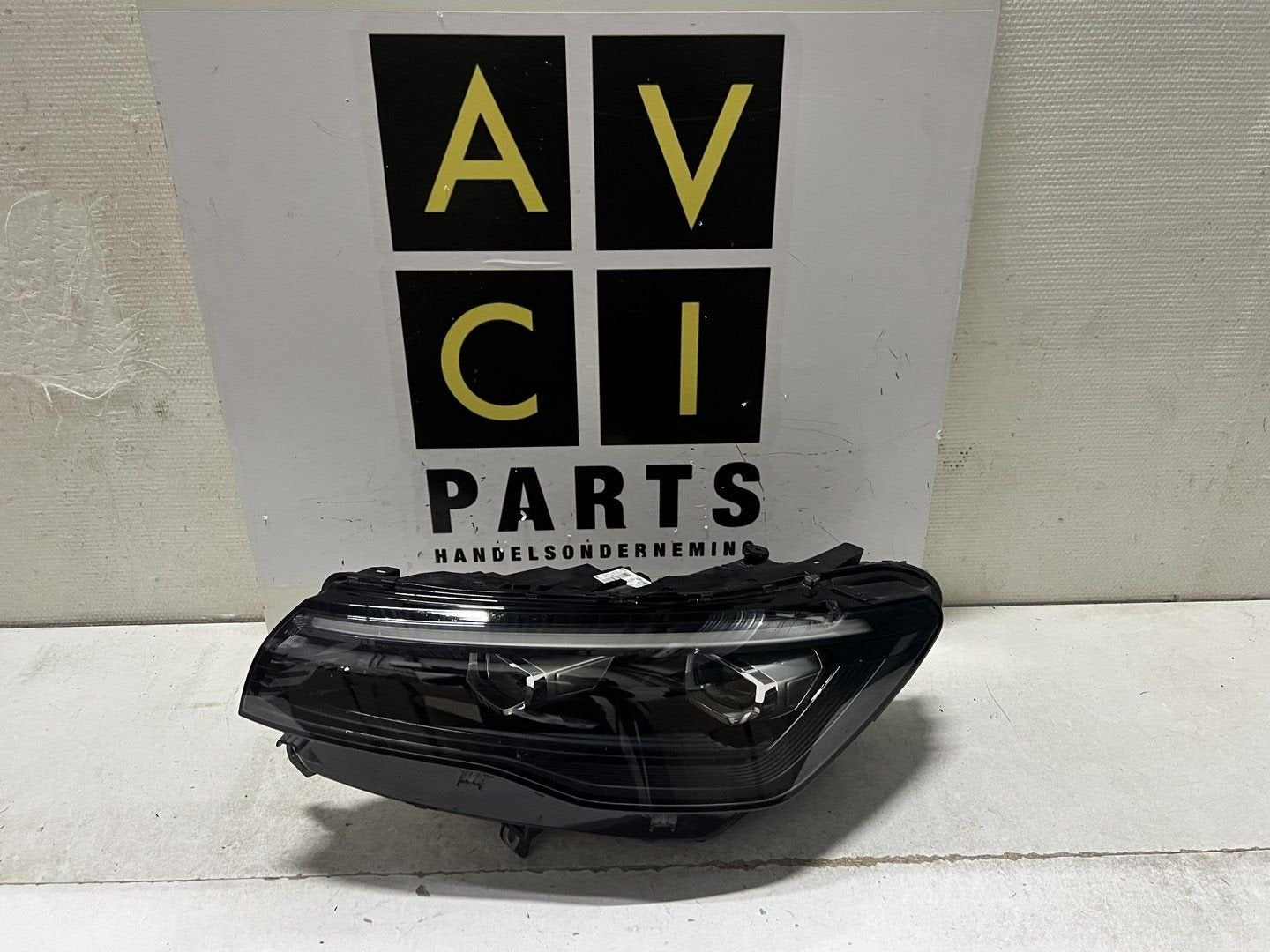 Koplamp VW Tiguan 571 Vol Led 571941035C Links, Gebruikt, -, Volkswagen, -