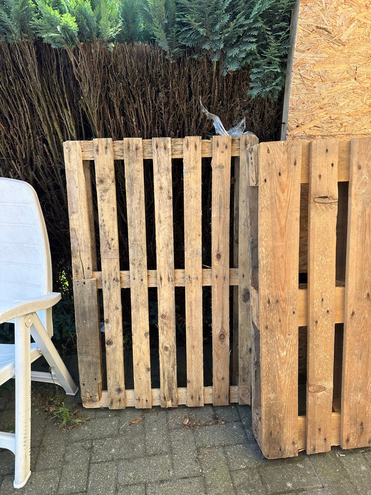 Gratis pallet 2, Bricolage & Construction, Bois & Planches, Enlèvement, Comme neuf, Palette