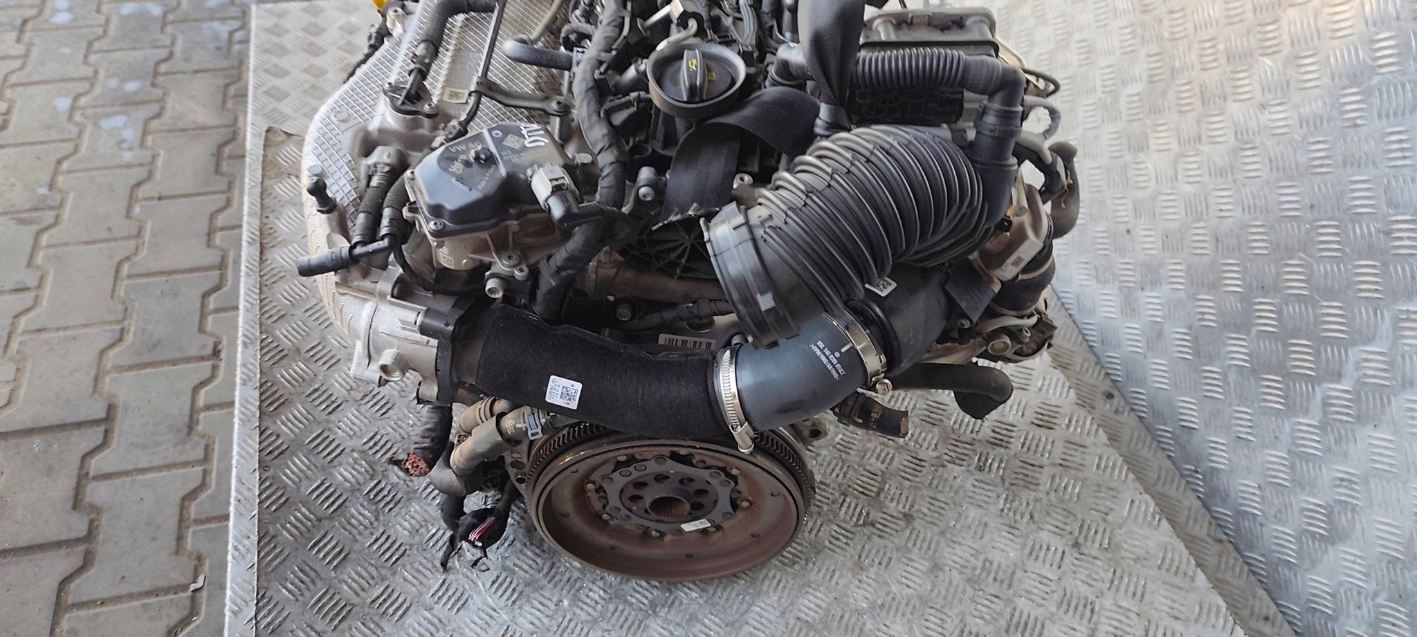 Moteur DTTA Complet OCTAVIA VW LEON CUPRA SKODA T-ROC Q2, Envoi, Utilisé, Skoda