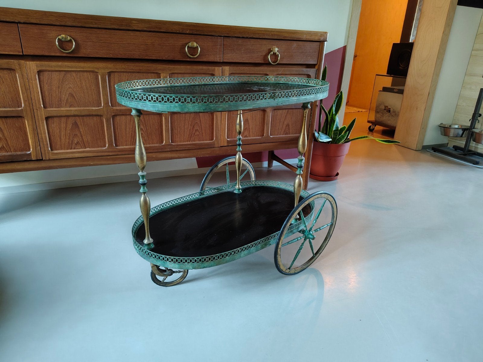 Bar wagen, Huis en Inrichting, Ophalen, Gebruikt, Ovaal