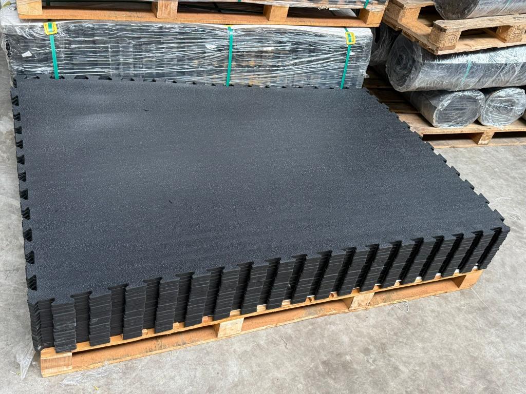 stalmatten - puzzelmatten - grote voorraad 183x122x16 MM., Dieren en Toebehoren, Stalling en Weidegang, 4 paarden of pony's of meer