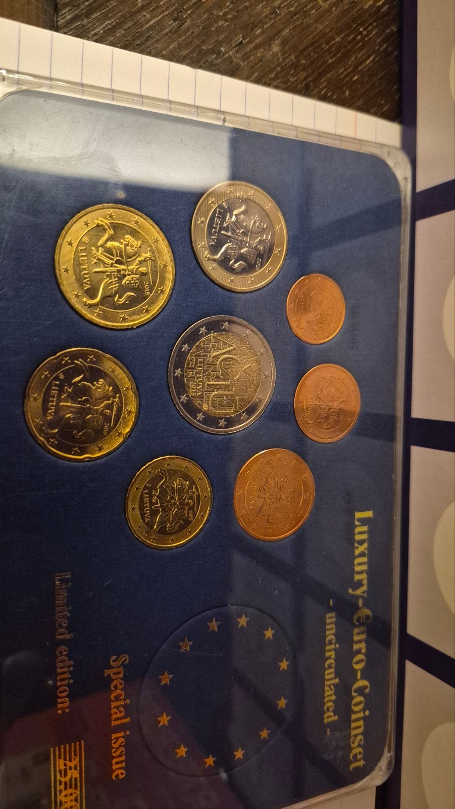 set van Litouwen 2015 met herdenkingsmunt Litouwse taal, Timbres & Monnaies, Enlèvement ou Envoi, Autres pays, Autres valeurs