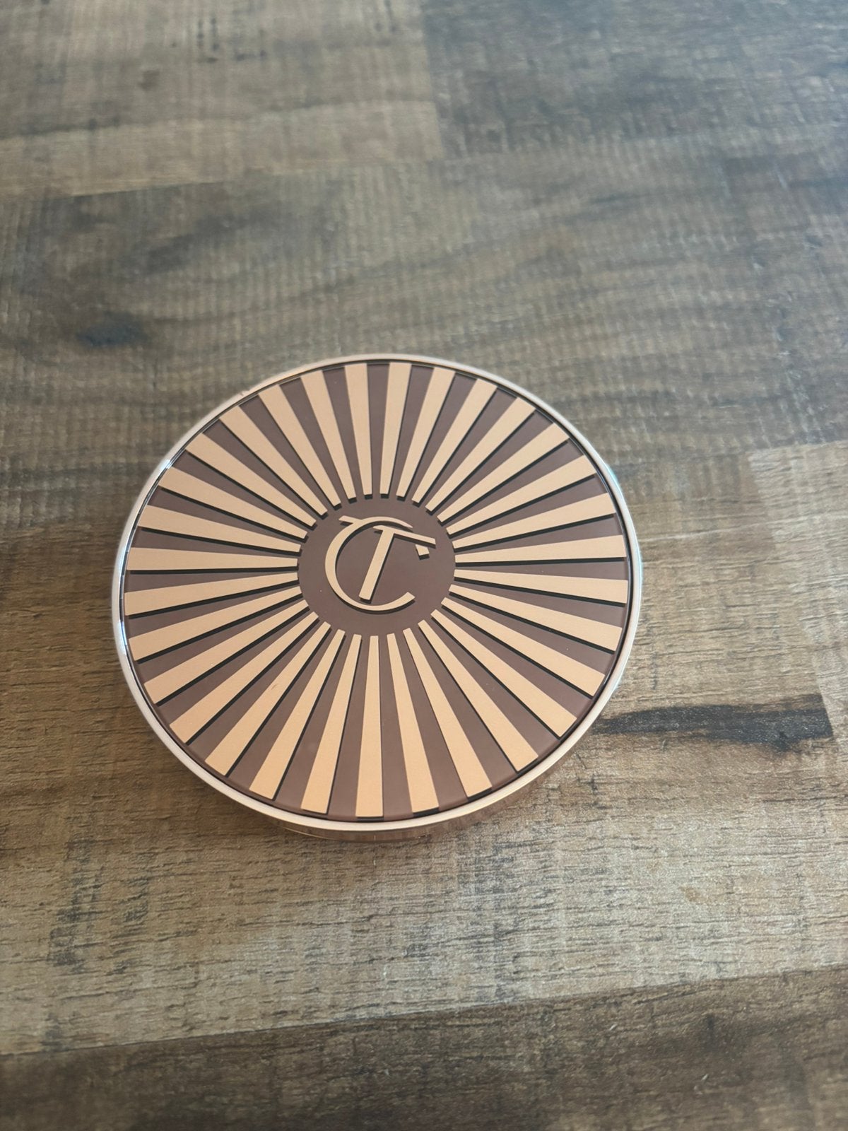 Charlotte Tilbury cream bronzer, Ophalen of Verzenden, Zo goed als nieuw
