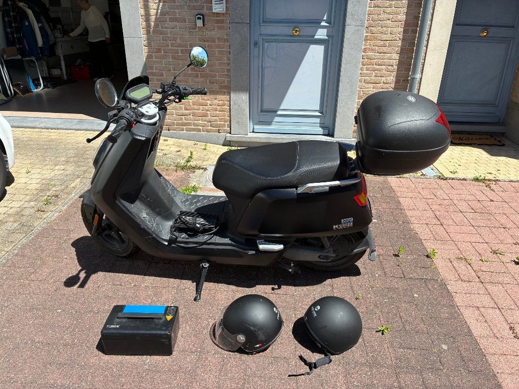 brommer: electrisch, Ophalen, TIU, Klasse B (45 km/u), Zo goed als nieuw