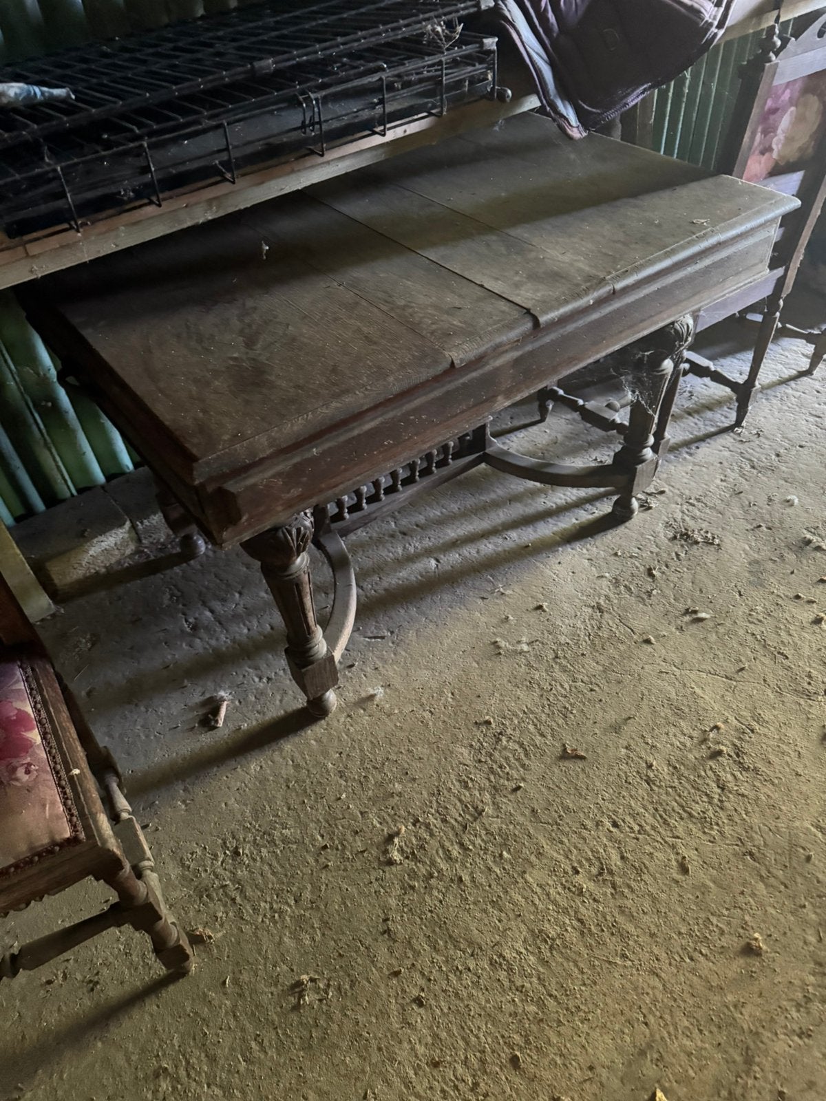 Eiken tafel, Ophalen