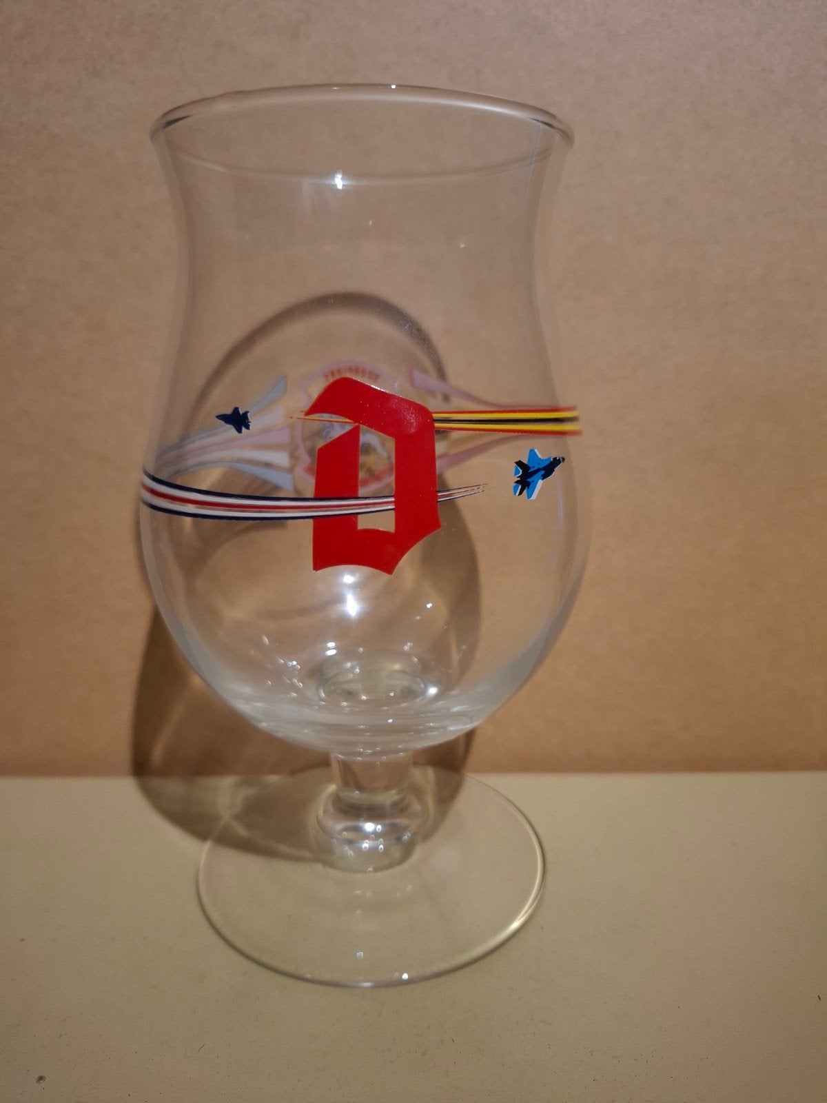312e escadron de chasse en verre Duvel, Enlèvement ou Envoi, Duvel