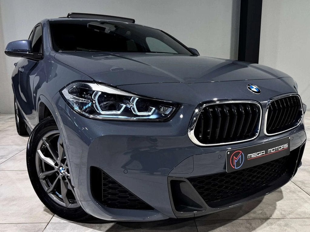 BMW X2 2.0 iA S-DRiVE 178CV PACK M"+SHADOW BAUTO7 PANO NAVi+, Cuir, Argent ou Gris, Euro 6, Entreprise