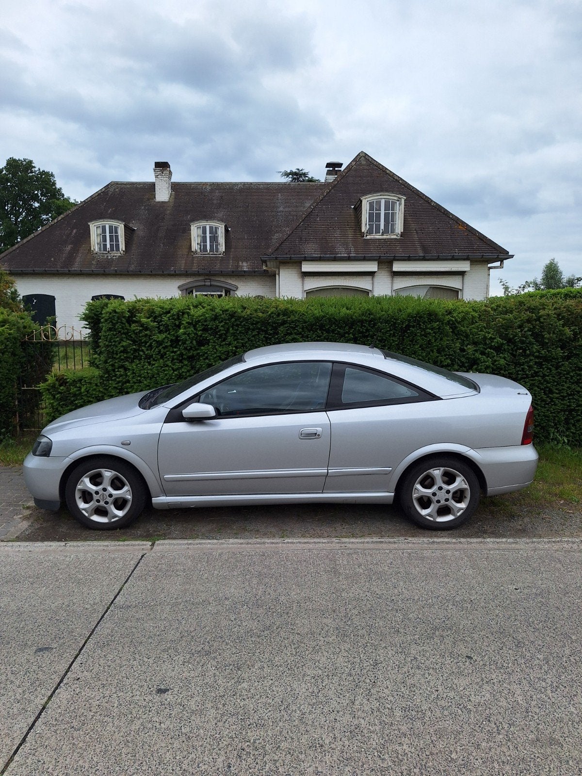 Opel Astra Bertone (Line Blue editie), Auto's, Voorwielaandrijving, 4 zetels, 1600 cc, Leder en Stof