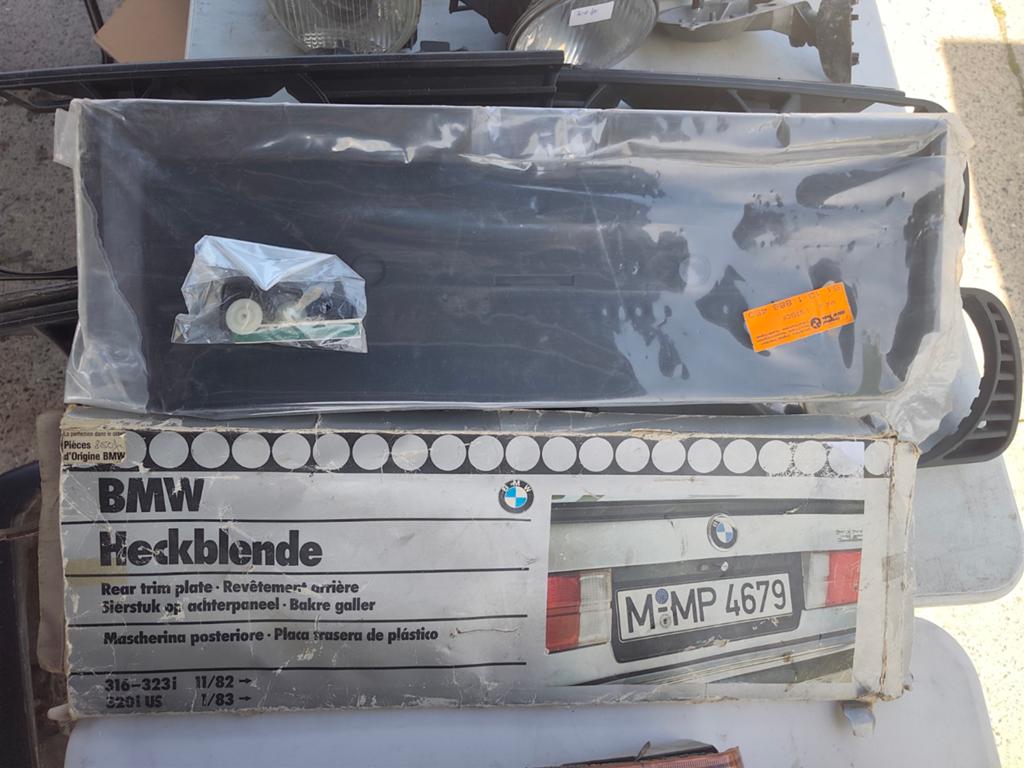 Heckblende/interfeux d'origine bmw e30 phase 1, Enlèvement ou Envoi, BMW