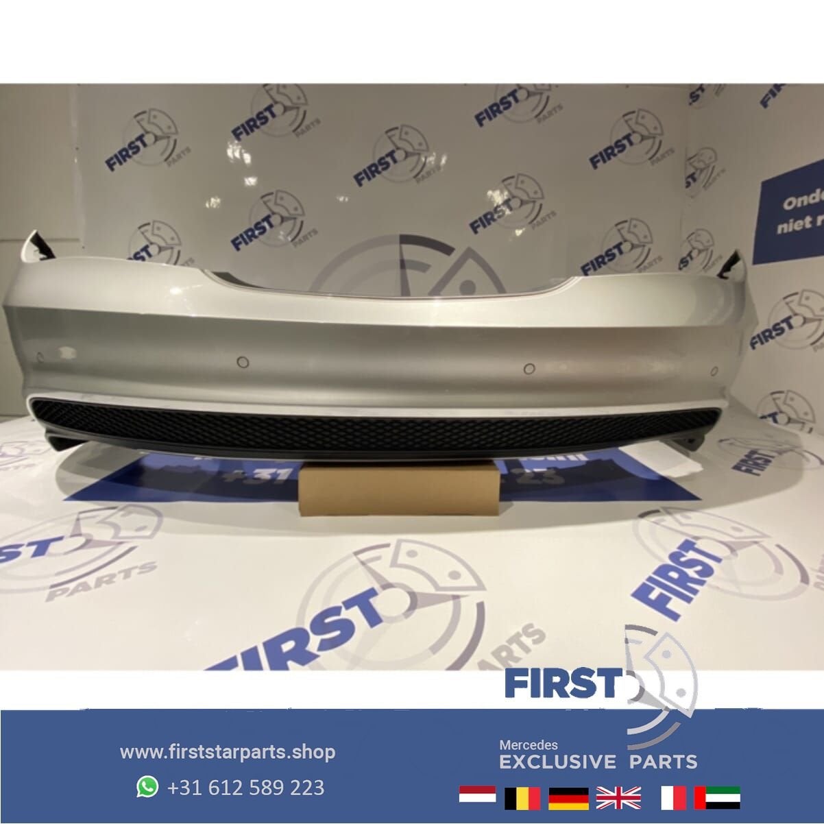 W117 CLA PRE FACELIFT AMG ACHTERBUMPER ZWART WIT GRIJS + DIF, Arrière, Utilisé, -, -