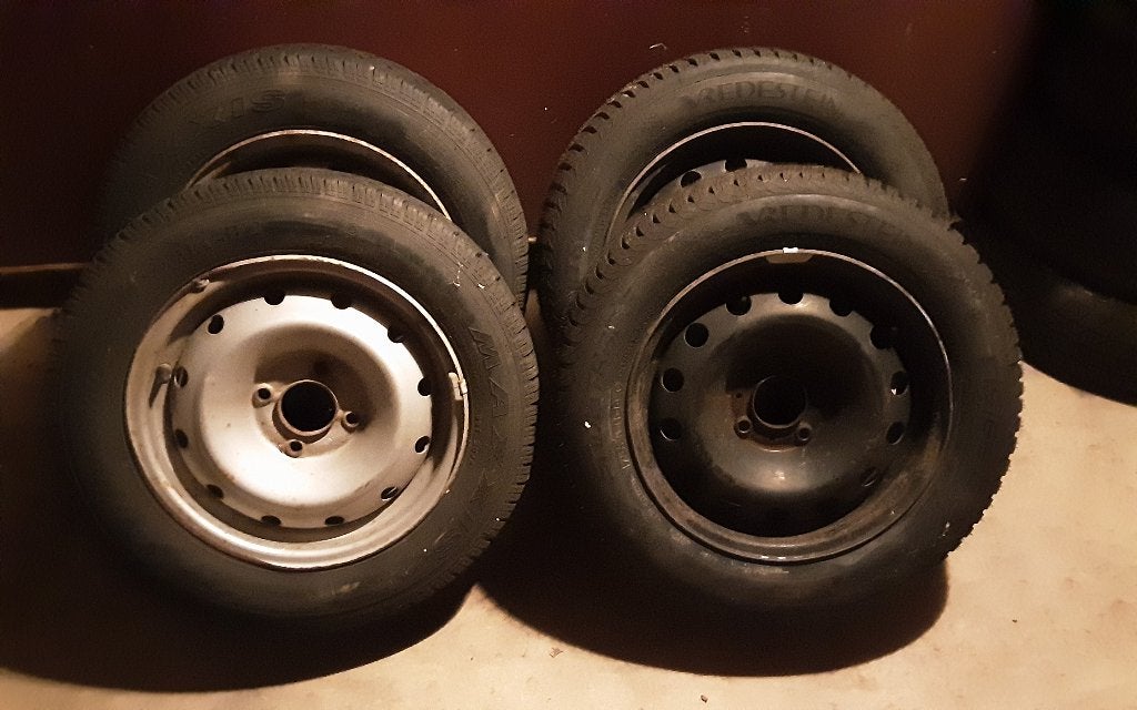 Pneus hiver 175/65 R14 sur jantes Berlingo ancien modèle, Neuf, 14 pouces, Pneus hiver, 175 mm
