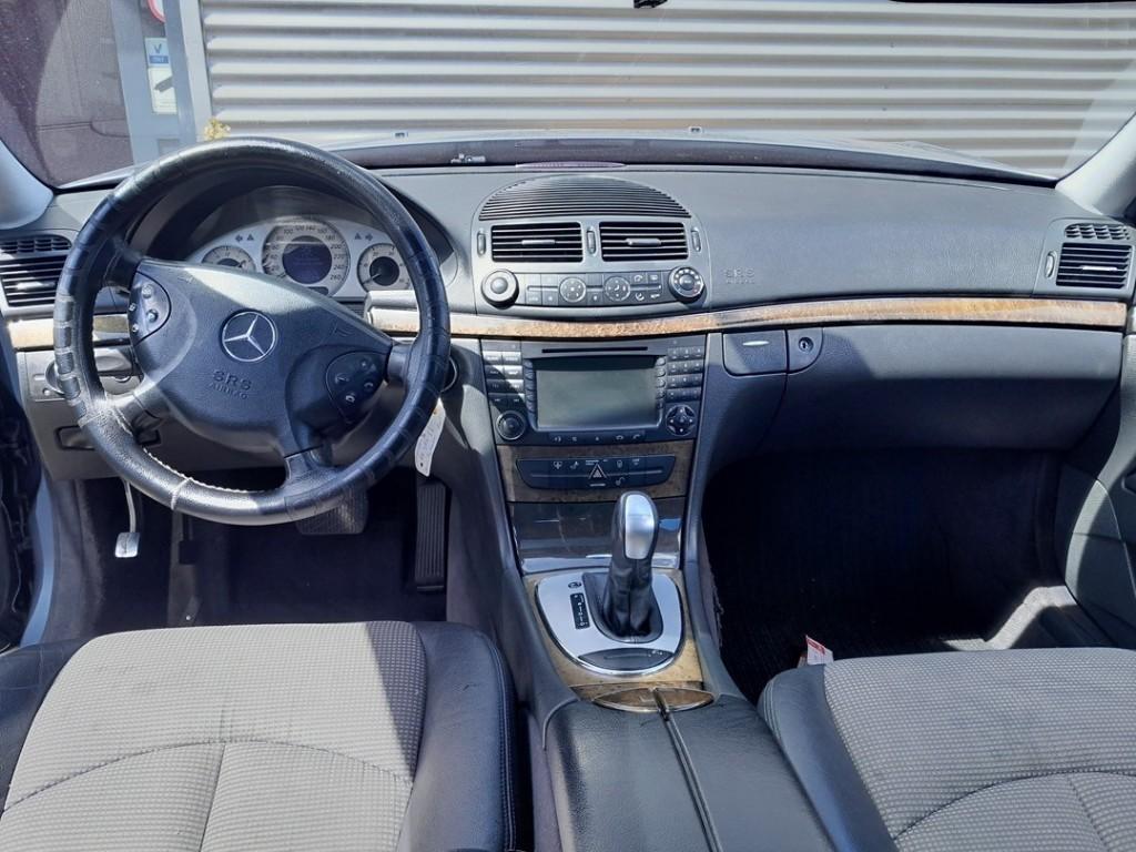 VEILIGHEIDSGORDEL RECHTS VOOR Mercedes-Benz E (W211), Auto-onderdelen, Gebruikt, Mercedes-Benz