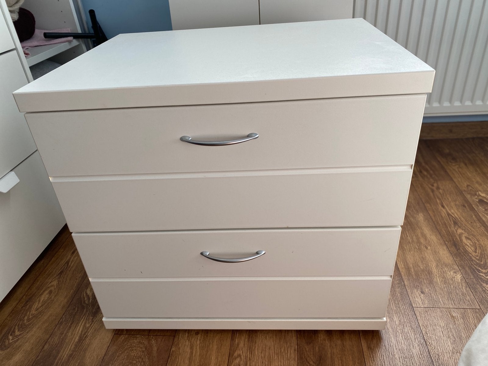 Nachtkastje - 30 euro, Huis en Inrichting, Ophalen, Zo goed als nieuw