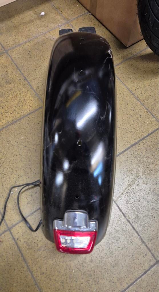 Garde boue pour un XL SPORTSTER Harley Davidson 
année 2007, Enlèvement