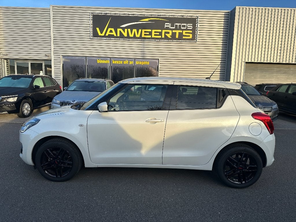 Suzuki Swift, 1.2 benzine hybride, 11.000 km. CARPLAY/CAMERA, Autos, Achat, Euro 6, Entreprise, Boîte manuelle