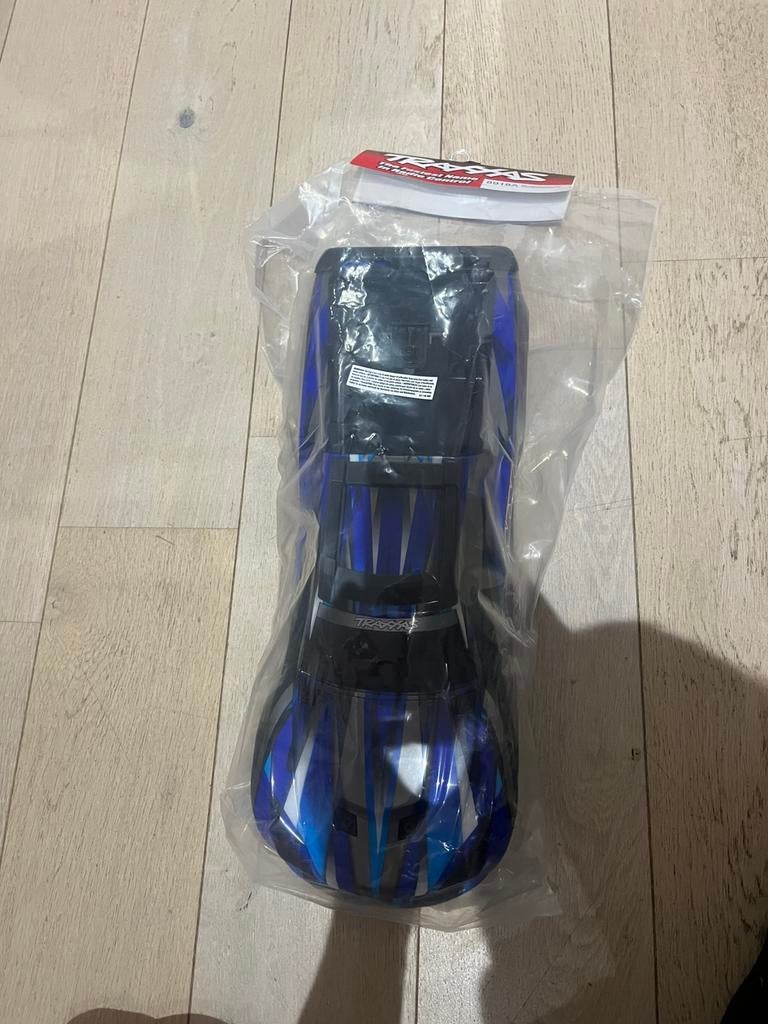 Carrosserie traxxas maxx, Enlèvement ou Envoi, Neuf