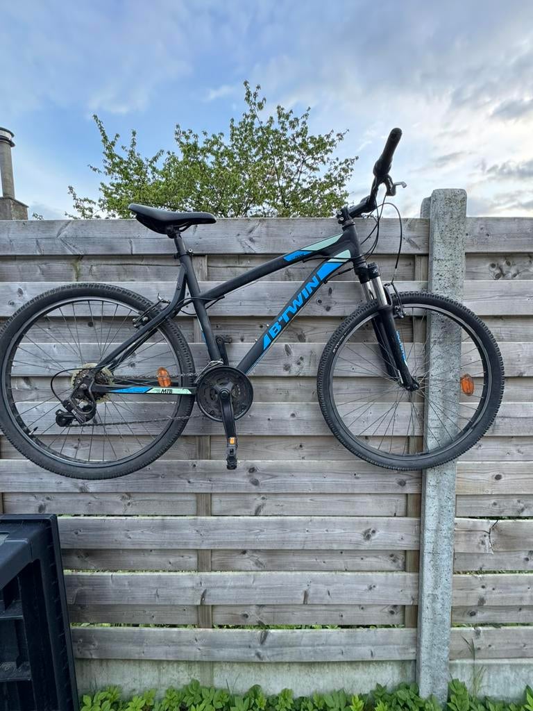 B-twin mountainbike, Enlèvement, Utilisé, Hommes, Frein à disque