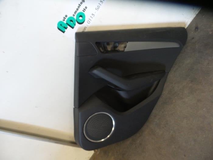 Revêtement portière 4portes arrière droite d'un Audi Q5 (, -, Utilisé, -, -