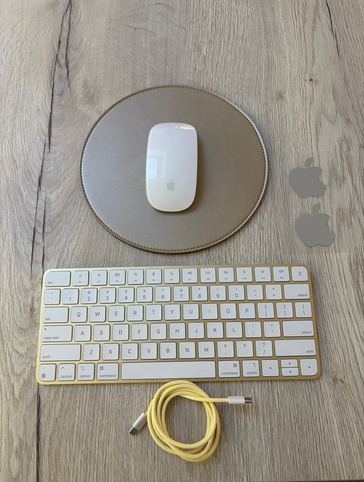 Apple Magic Keyboard  Mouse USB- C,Mac M4 Yellow Edition, Computers en Software, Ophalen of Verzenden, Zo goed als nieuw