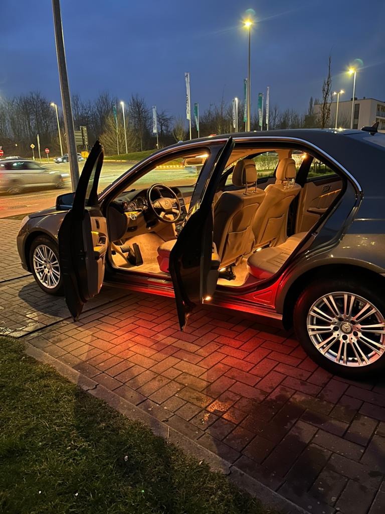 Mercedes-Benz E-Klasse te koop, Auto's, Automaat, Euro 5, Achterwielaandrijving, 2270 kg