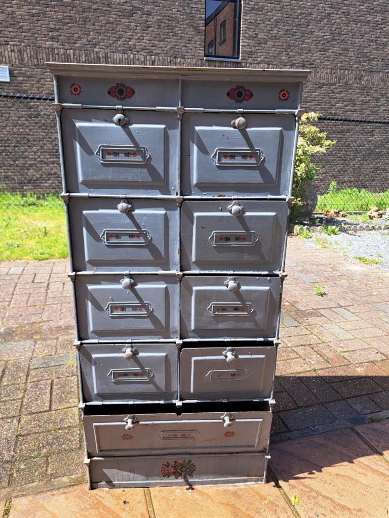 Antieke franse kleppenkast., Antiek en Kunst, Antiek | Meubels | Kasten, Ophalen