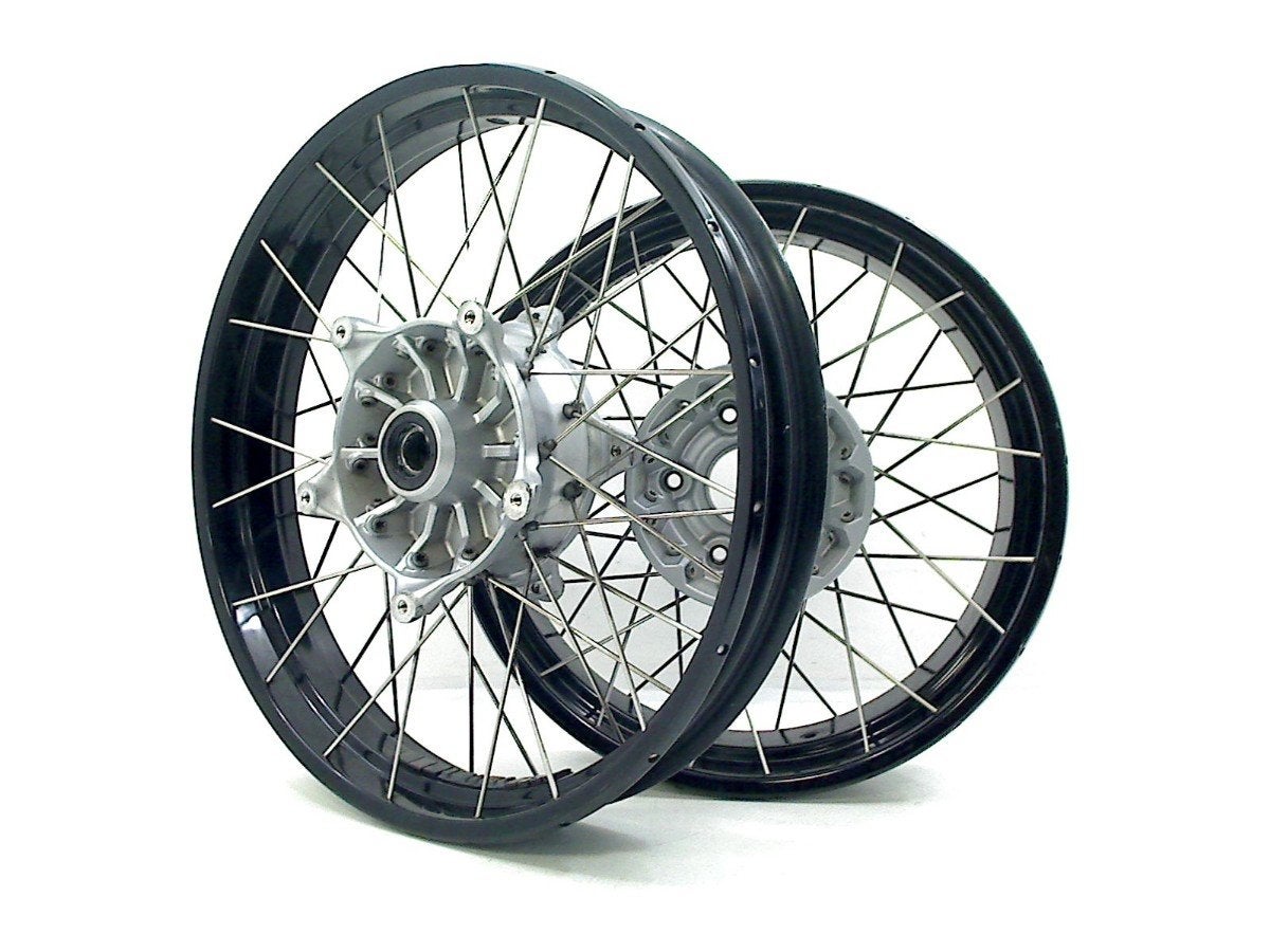 VELGENSET BMW R 1200 GS Adventure 2010-2013 (R1200GSA 10), Dhr. S. di Majo, Gebruikt, Info@cama-motorparts.nl, P.J. Troelstraweg 8 8
3144 CX  MAASSLUIS, NL