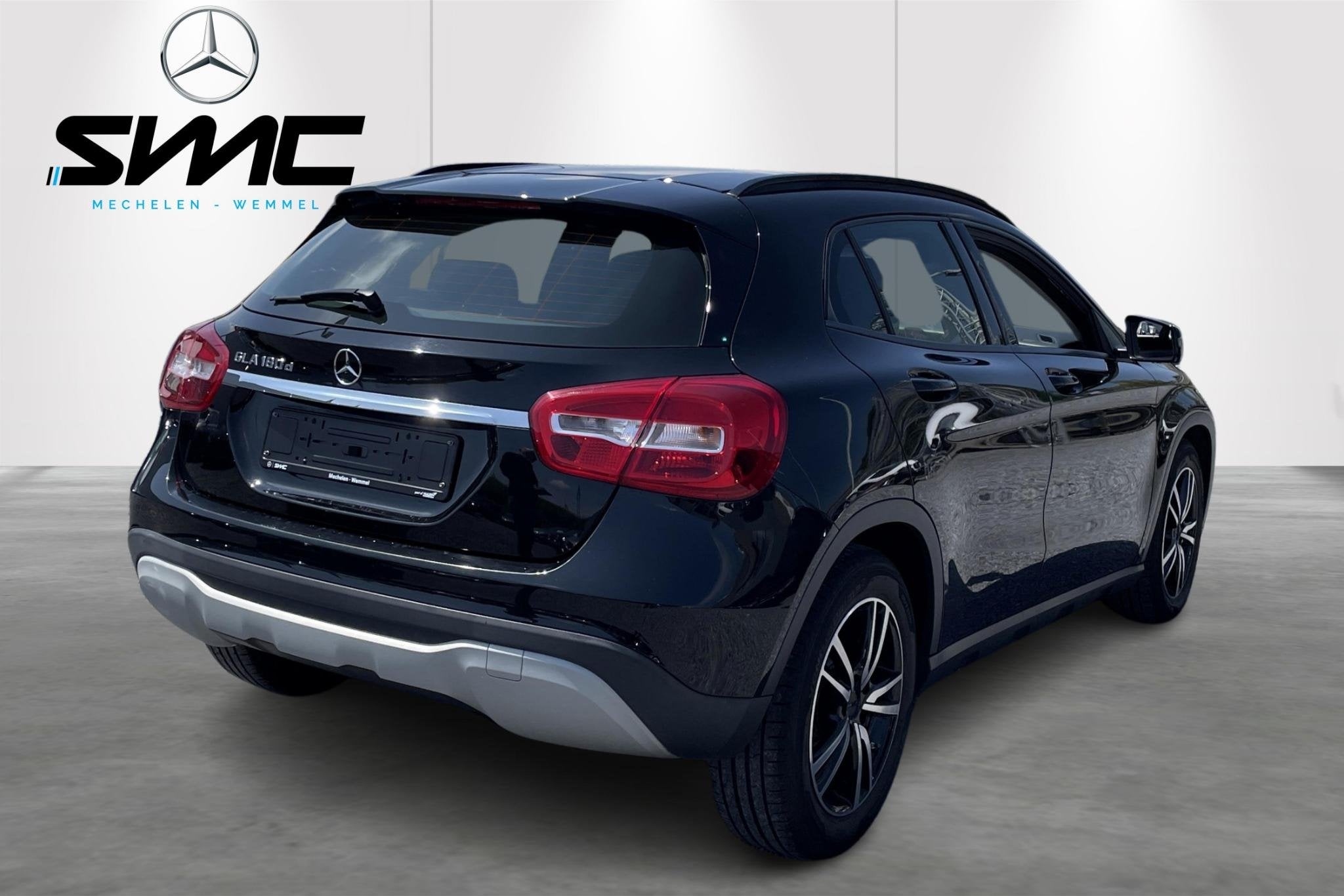 Mercedes-Benz GLA GLA 180 d, Auto's, Mercedes-Benz, Voorwielaandrijving, Gebruikt, Zwart, 4 cilinders