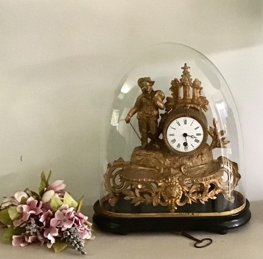 Antieke Franse pendule onder stolp, Enlèvement