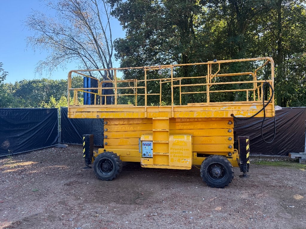 Haulotte H18 SXL Schaarlift 18m 44 Diesel, Ophalen, Gebruikt