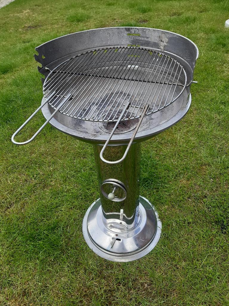 Inox -- barbecue --Inox rooster ( verleden jaar aangekocht ), Ophalen