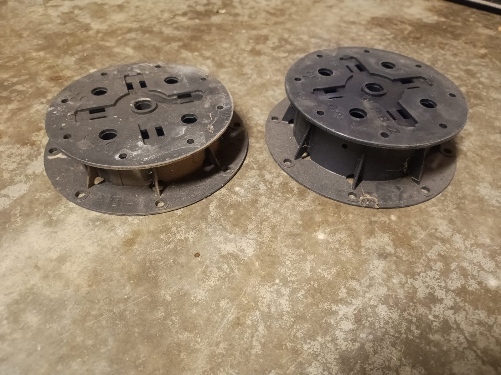 Buzons en plastiques, Doe-het-zelf en Bouw, Overige Doe-Het-Zelf en Bouw, Ophalen