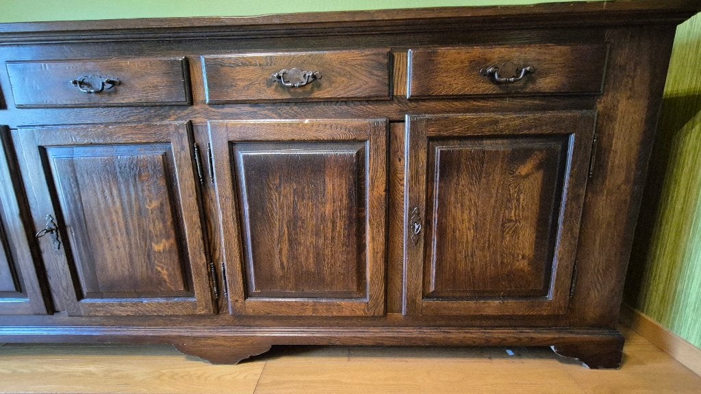Gratis af te halen - Dressoir kopie antiek, Gebruikt, Eikenhout, Met lade(s), 200 cm of meer