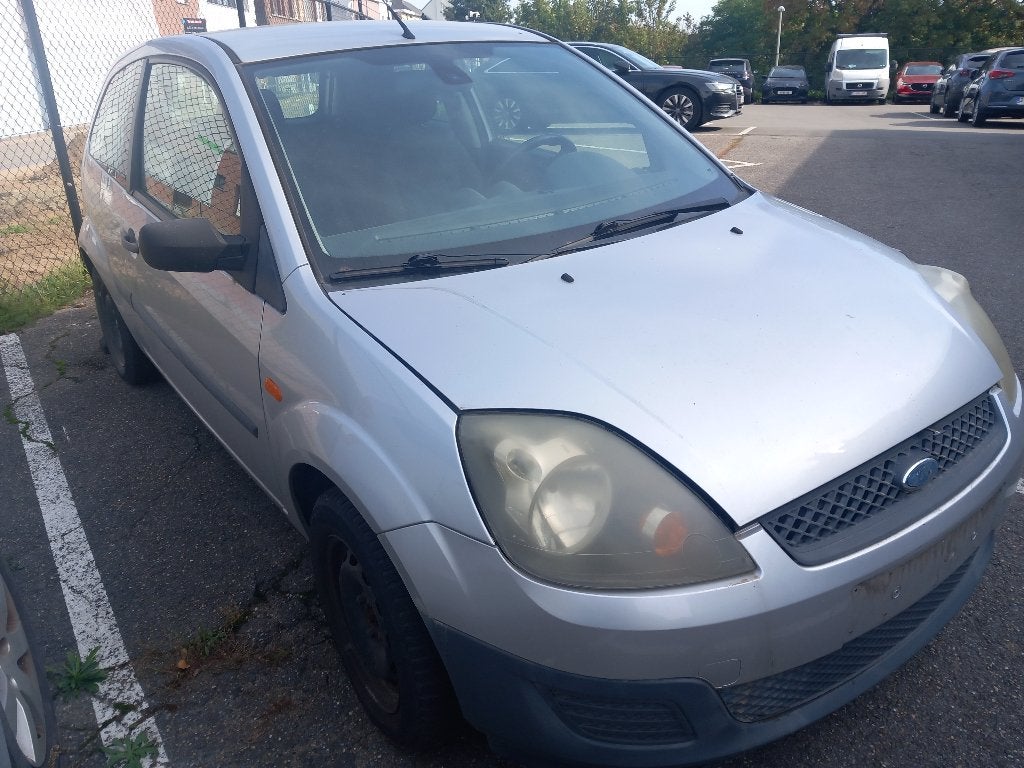 Ford Fiesta Lichte vrachtwagen diesel 3-deur, Auto's, 50 kW, Zwart, Particulier, Fiësta