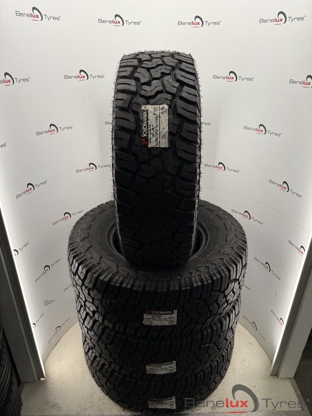 295/70R17 121/118 Yokohama X-AT 295/70 R17 295/70/17 2957017, Auto-onderdelen, Banden en Velgen, 295 mm, -, -, Nieuw