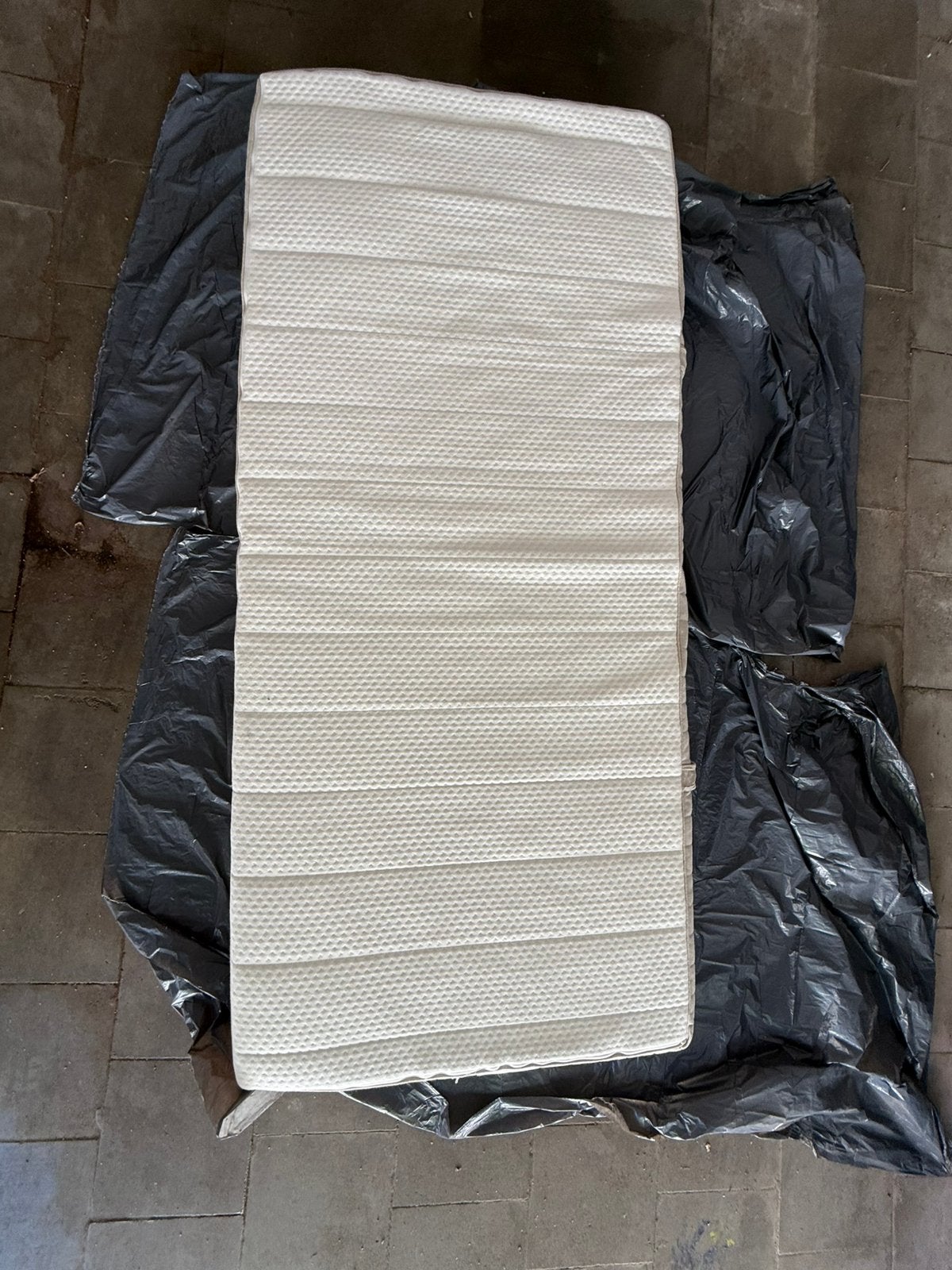 Matelas Latex Naturel IKEA Mausund 90x200 cm Housse Lavable, 90 cm, Matelas, Enlèvement, 200 cm