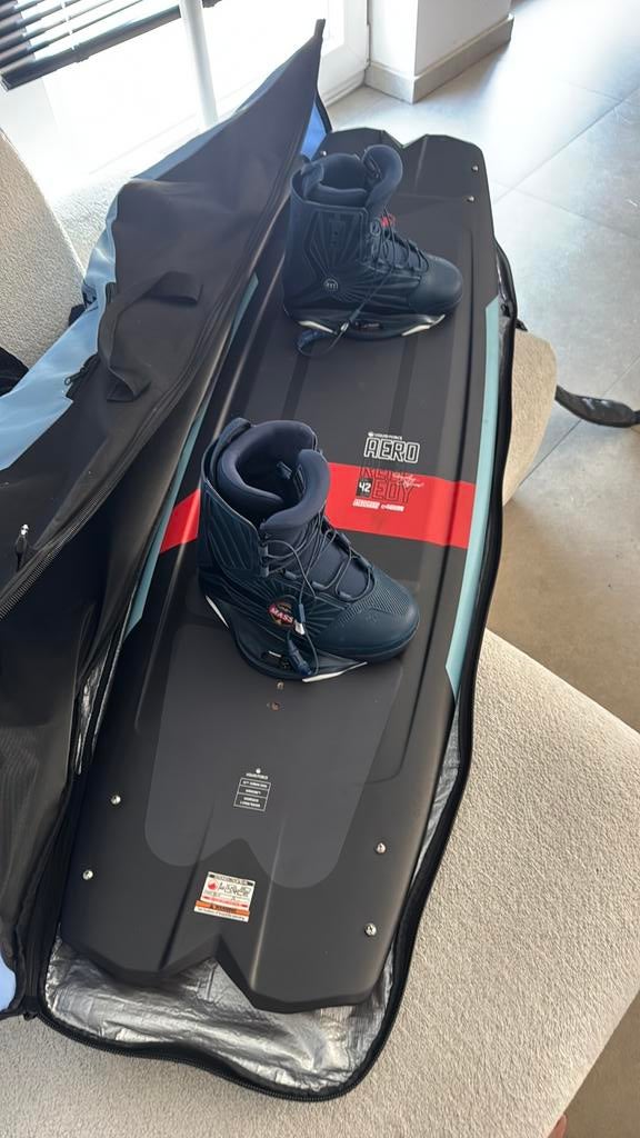Wakeboard met laarzen, Watersport en Boten, Wakeboarden, Ophalen of Verzenden, Nieuw