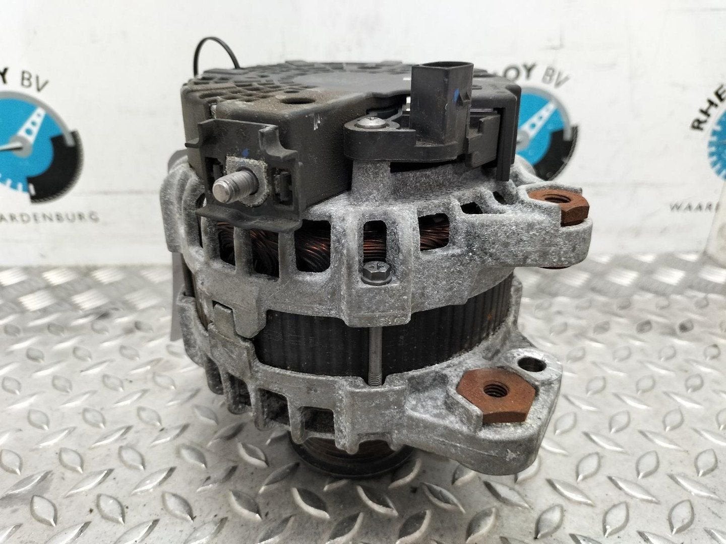 VOLVO V40 DYNAMO 30659580 2016, Auto-onderdelen, Ophalen of Verzenden, Gebruikt, ARN erkend