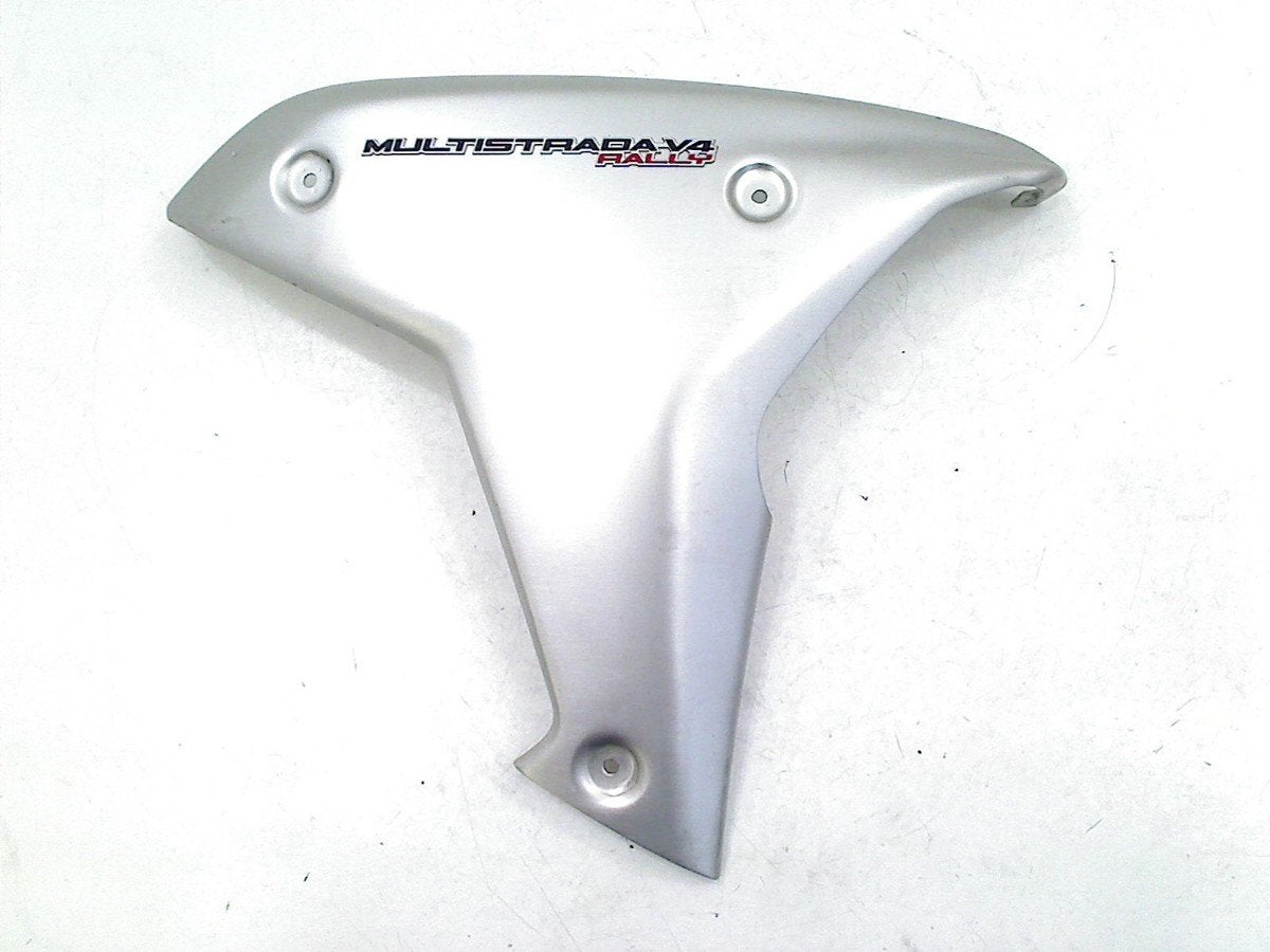 CARENAGE DROIT Ducati Multistrada 1200 V4 Rally 2021-2025, Dhr. S. di Majo, Utilisé, Info@cama-motorparts.nl, P.J. Troelstraweg 8 8
3144 CX  MAASSLUIS, NL