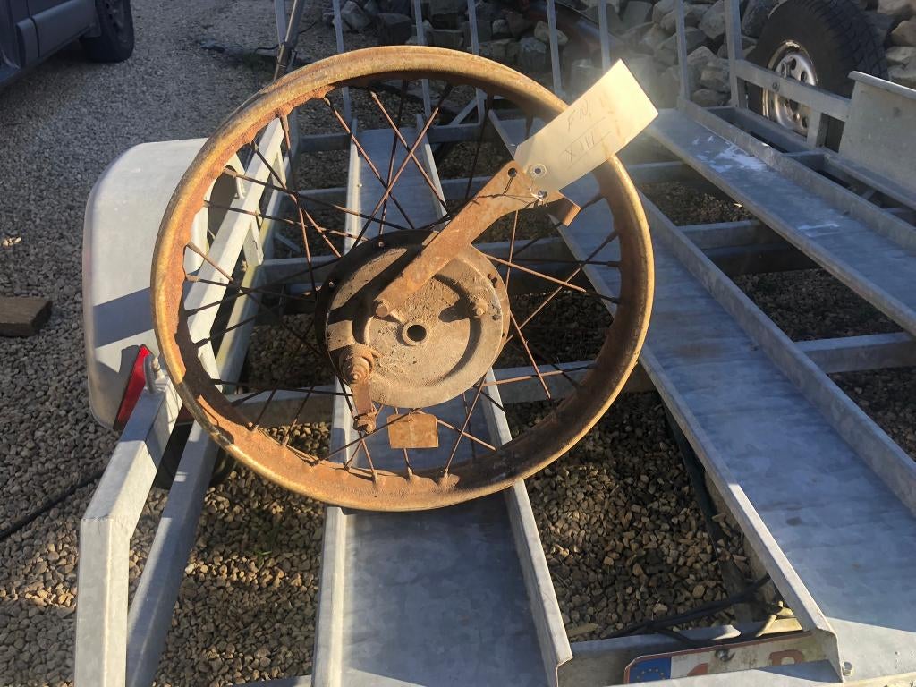 ROUE AVANT MOTO FN13, Enlèvement, Utilisé