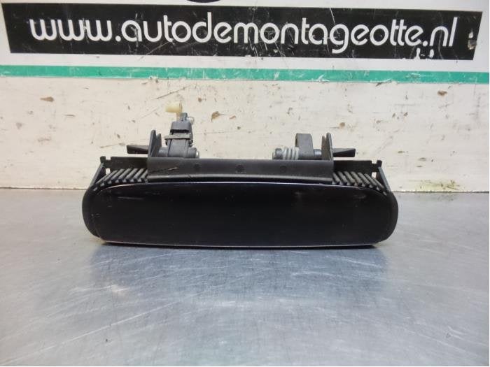 Poignée portière 2portes droite d'un Audi A3 (A3 96-), -, Audi, Utilisé, -