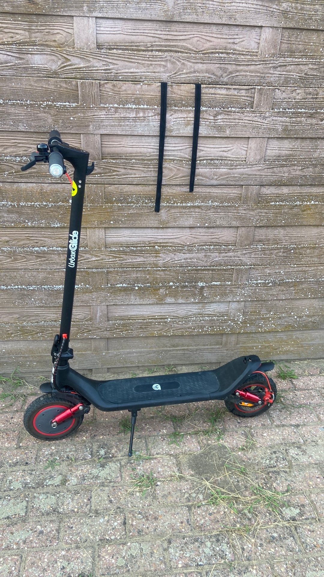 Trottinette électrique noire de la marque Urbanglide, Enlèvement, Comme neuf