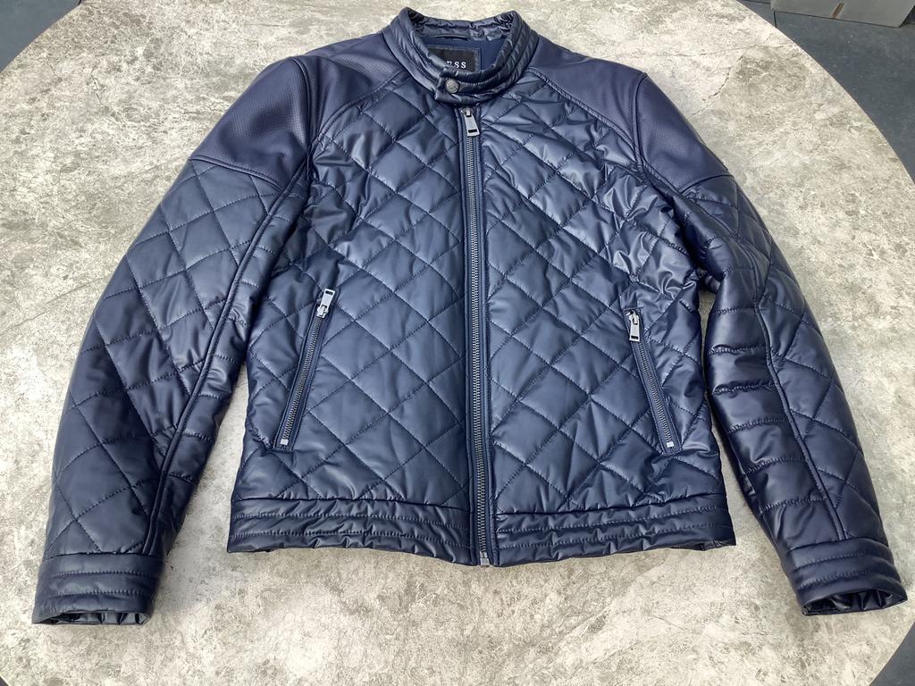 Prachtige vest GUESS, maat L, Ophalen, Zo goed als nieuw, Maat 52/54 (L), Blauw